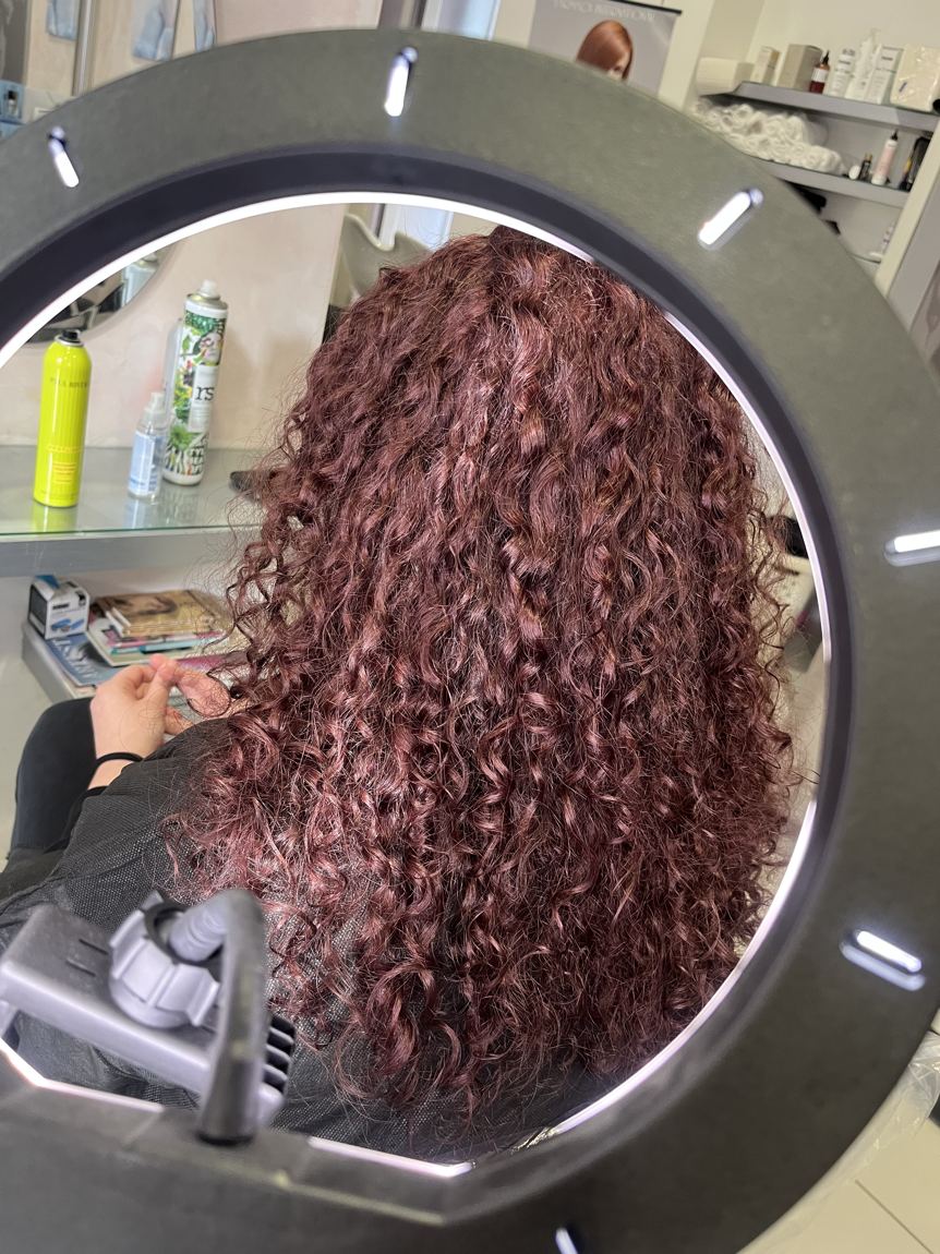 Lavoro capelli realizzato da Ogni Riccio un Capriccio
