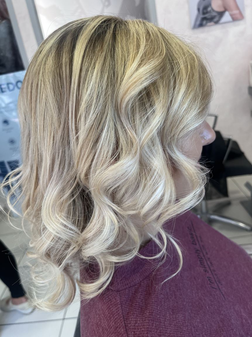 Lavoro capelli realizzato da Ogni Riccio un Capriccio